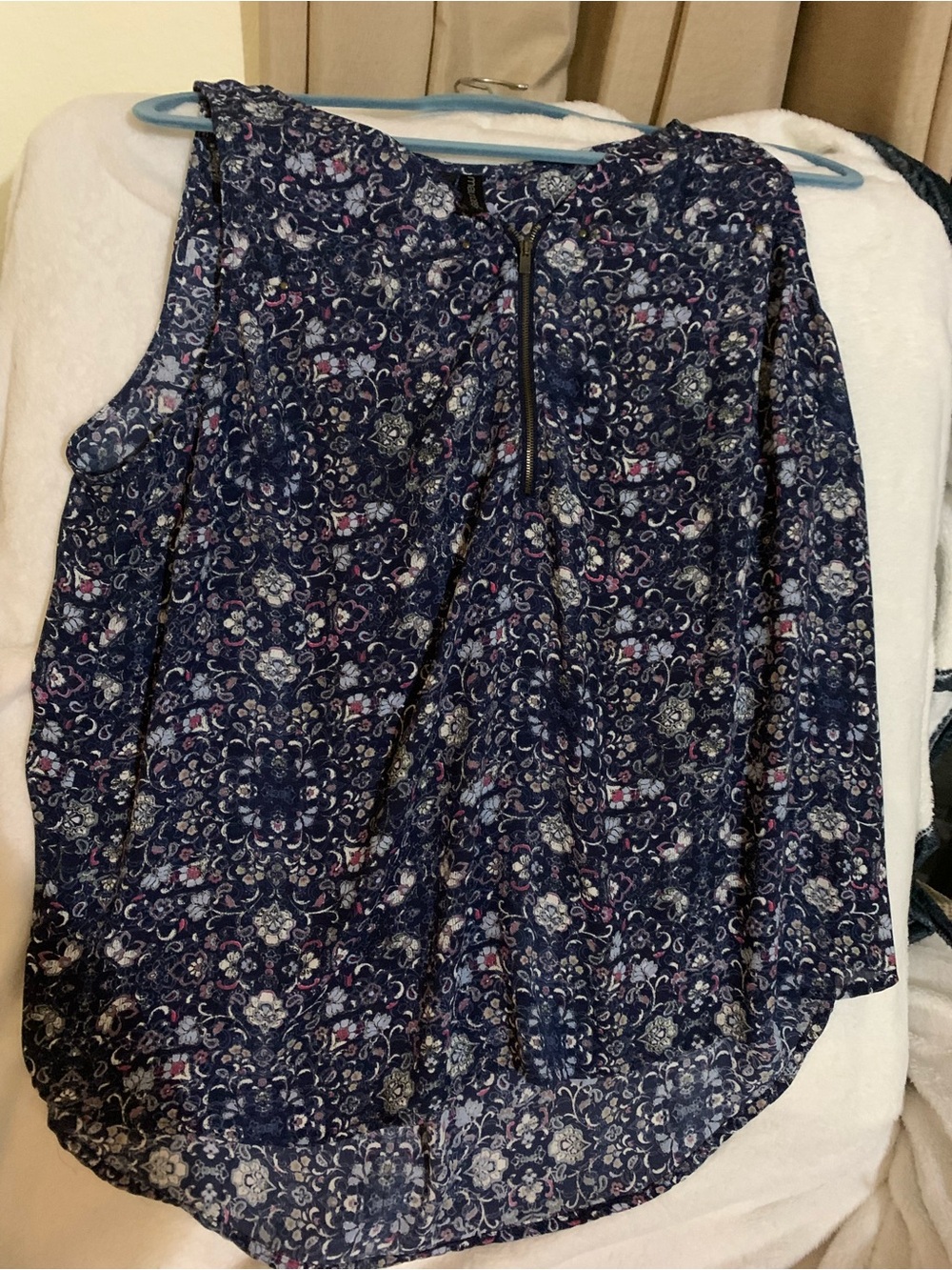 Maurices Navy Floral Zip-Front Sleeveless Tank Size 1